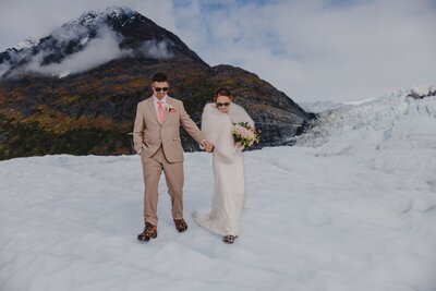 Alaska-Fall-Helicopter-Elopement-A&C_55