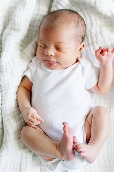minneapolis-newborn-photographer-bauer-creative (28)
