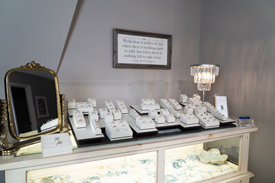 Jewelry showroom display for inspiration