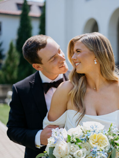An outdoor ceremony at Hanna Garden in Cleveland History Center
