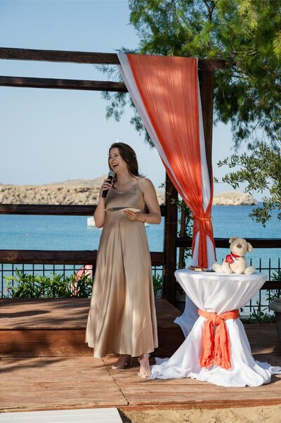 Shannon at work during a wedding ceremony as wedding celebrant.