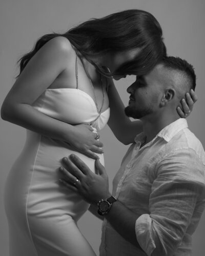 Maternity photoshoot for Ina