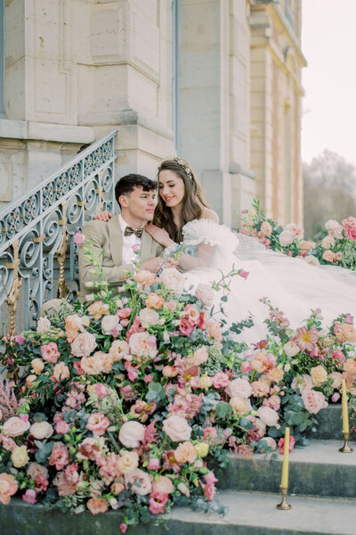 Tapis-floral-escaliers-sur-mesure-mariage