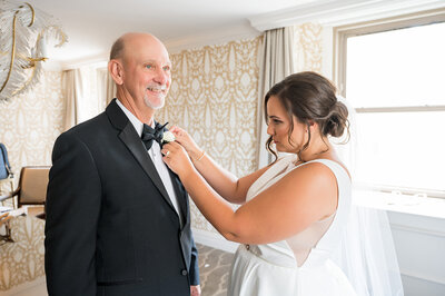 bride dad candid omni hotel