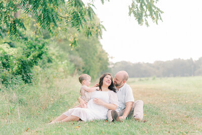 Wilmongton North Carolina Sunrise Fall maternity Portraits Shannon Roselius Photography-56