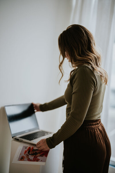 Ethos and Bloom 5 free apps to save you time and create ease in your business
