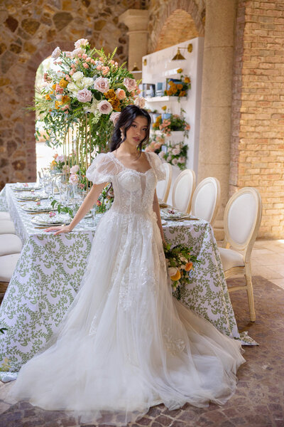 vintage clasic wedding table