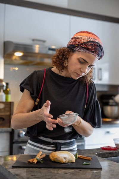 Photographie en entreprise Maha Bensouda Traiteur gastronomique Montréal
