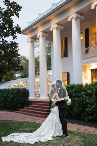 Woodbine-Mansion-Austin-TX-Weddingjpg