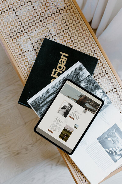 Mockup to show an example of showit branding and website designer​ Palme Design Co