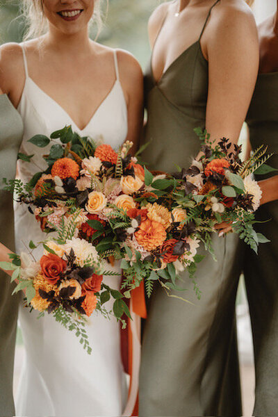 Sweet-Blossoms-Maryland-wedding-florist-Tenth-Ward-Distillery-bridal-party3