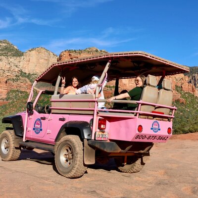 dana haines hosting soul retreat awaken the magic sedona arizona womens wellness and spiritual retreat (fire ceremonies, hiking vortexes, soundbaths, ancient ceremonies)