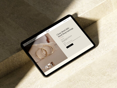 Tablet mockup with a Showit shop template