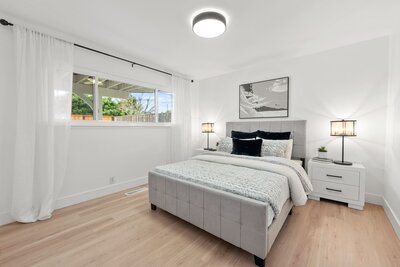 Guest bedroom styled by Staging Pros in a Los Gatos property for sale