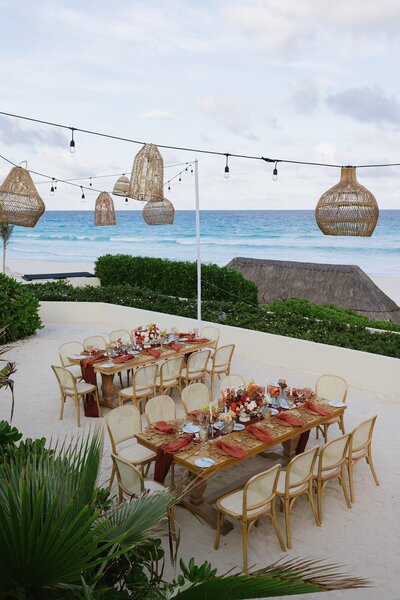 a tropical wedding reception in cancun planned by suberry travel co