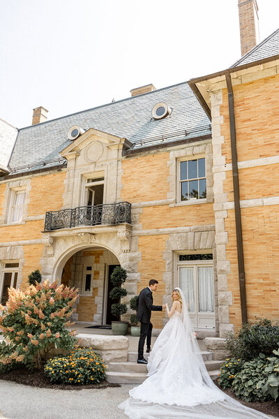 Bride and groom at the Cairnwood  Estate in Philadelphia, PA