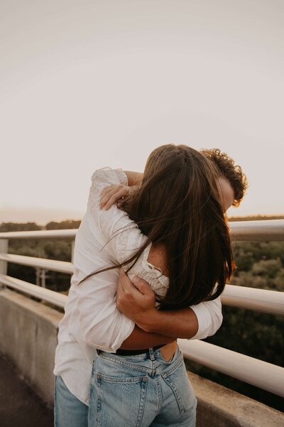 allyssa-sayers-maDPeafRzQ0-unsplash