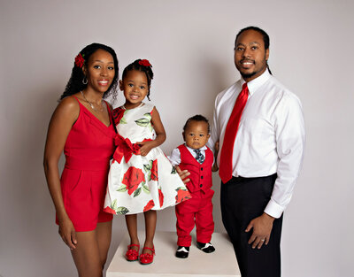 familybirthdaynewbornboyamilynewborngirlfirstbirthdayportraiturephotographystudioportraitsnewborngirlboyfamilyEvaMaganaPhotographychildphotographer (15 of 6)