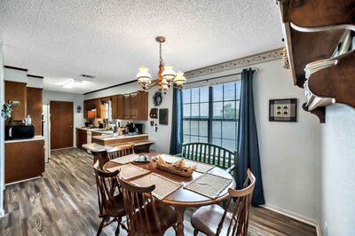 Dining table for six in this 3-bedroom, 2.5 bathroom rural vacation rental house just minutes outside of downtown Waco, TX.