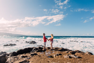 bride and groom dip pose - Indiana wedding photographer