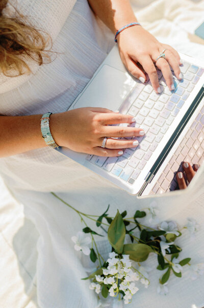 blogging for business expert seren nurgun in fort lauderdale florida
