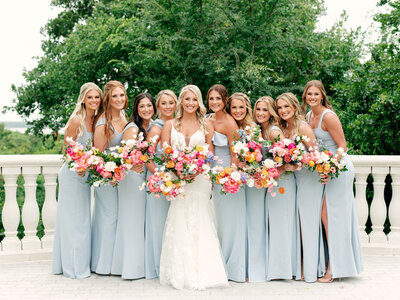 Bride with bridal party on wedding day