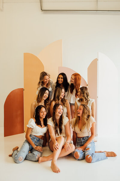 Group Senior photoshoot with friends