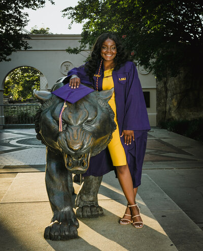 LSU grad photo with Mike the Tiger Statue