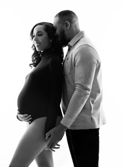best Ellicott City newborn photographer, best Ellicott City maternity photographer Ellicott City, maternity photography near me Ellicott City, best Ellicott City family photographer, best Ellicott City portrait photography