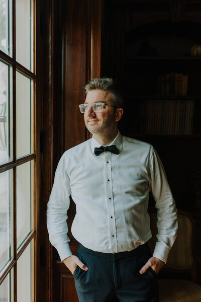 Lancaster PA Wedding Photographer wedding photography poses wedding portraits new jersey wedding photography new york wedding photographers photo by Emily Avila, the anti-awkward, fun-loving, love-affirming wedding photographer of Central Pennsylvania
