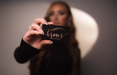 brows and makeup artist