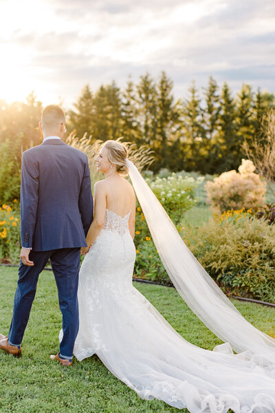 Grey Loft Studio - Bethany and Luc Barette - Wedding Photography Wedding Videography Ottawa - Intimate Backyard Wedding Kinburn