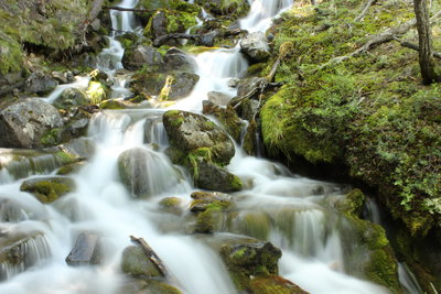 Patagonien_Bach_Wasser