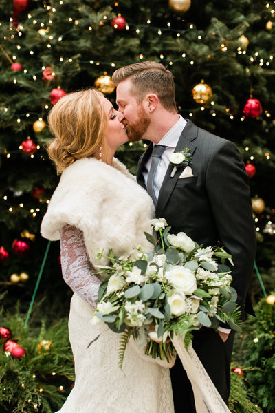 Wedding Photo at Wrigley Plaza in downtown Chicago