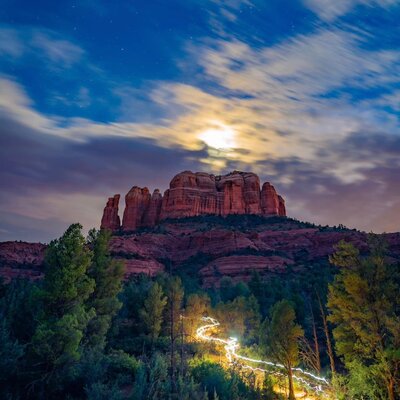 dana haines hosting soul retreat awaken the magic sedona arizona womens wellness and spiritual retreat