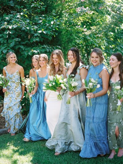 vizcaya miami wedding bridal portrait wedding photographed by hannah forsberg destination florida wedding photographer
