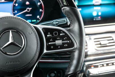 mercedes-maybach-gls-600-kalahari-gold-black-for-rent-in-miami-021