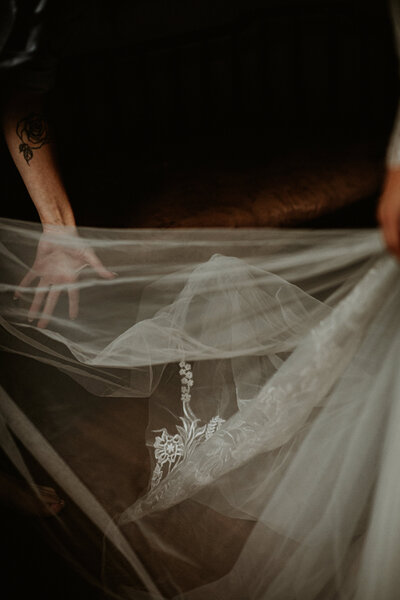 Ralph Connor House Wedding Dress DetailsWe