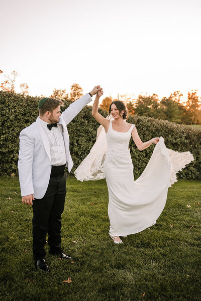 Loudoun County wedding photography of Jewish wedding