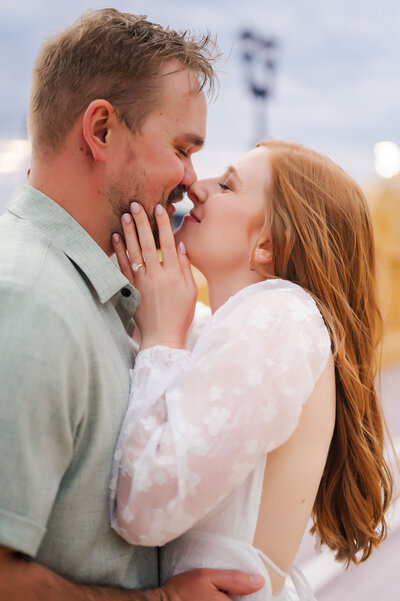 romantic pittsburgh engagement photos
