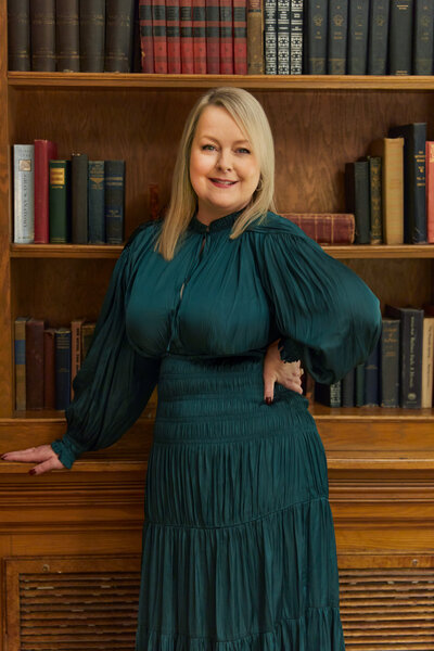 Toronto Interior Designer Vanessa Ferro. Before founding her full-service design firm, Vanessa spent over a decade working at top investment firms. Today, she brings the highest level of professionalism and communication to every project and to her discerning clientele.