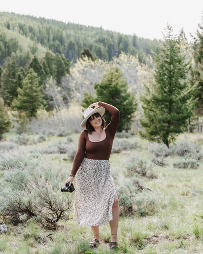 Marissa Rosenbaum, your go-to Montana photographer, capturing love in the heart of the Montana