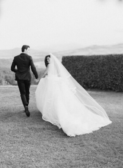 bride wearing a Samuelle Couture gown