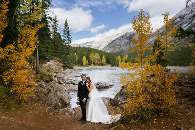 M2S Photography, timeless and elegant wedding photographer in Calgary, Alberta. Featured on the Bronte Bride Vendor Guide.