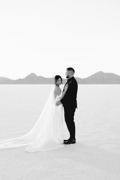 SaltFlatsElopement_Beccaphoto-394