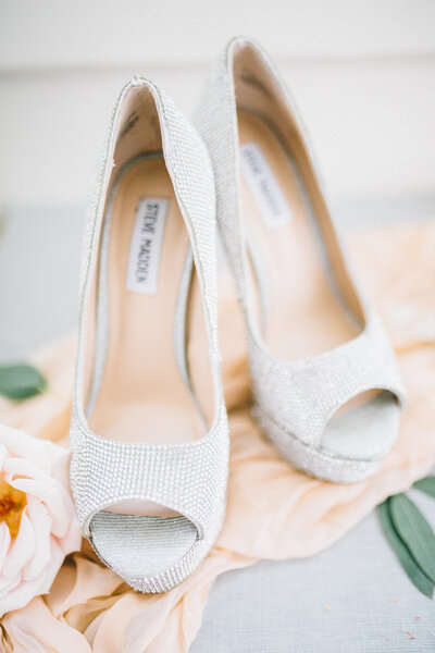 Detail wedding photography by amy jean. sparkling high heals