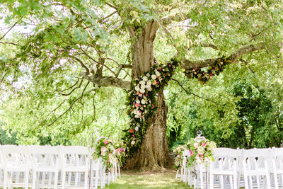 Garden wedding ceremony
