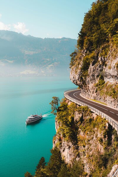 cruise on lake
