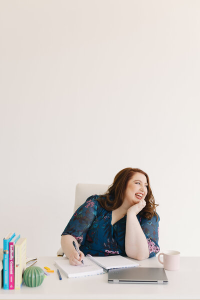 julie painter headshot virtual assistant wedding professional