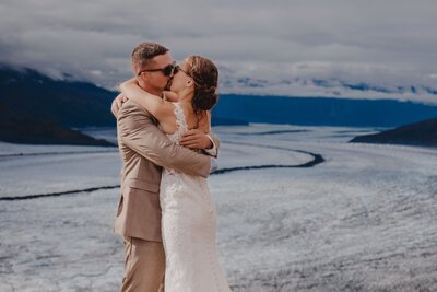 Alaska-Fall-Helicopter-Elopement-A&C_43